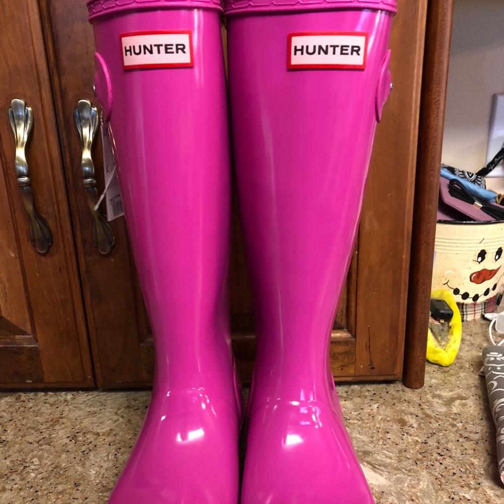 Brand new Pink Hunter rain boots